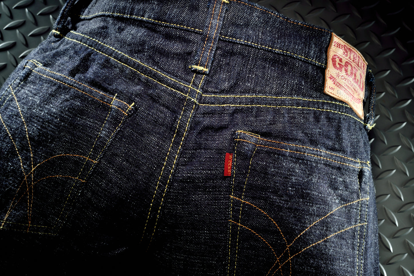 The Strike Gold SG7105 Super Slubby Series 17oz Slubby Selvedge Denim - Stylish Straight