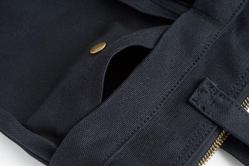 SGA2302 / The Strike Gold Sail-Cloth Small Helmet Bag