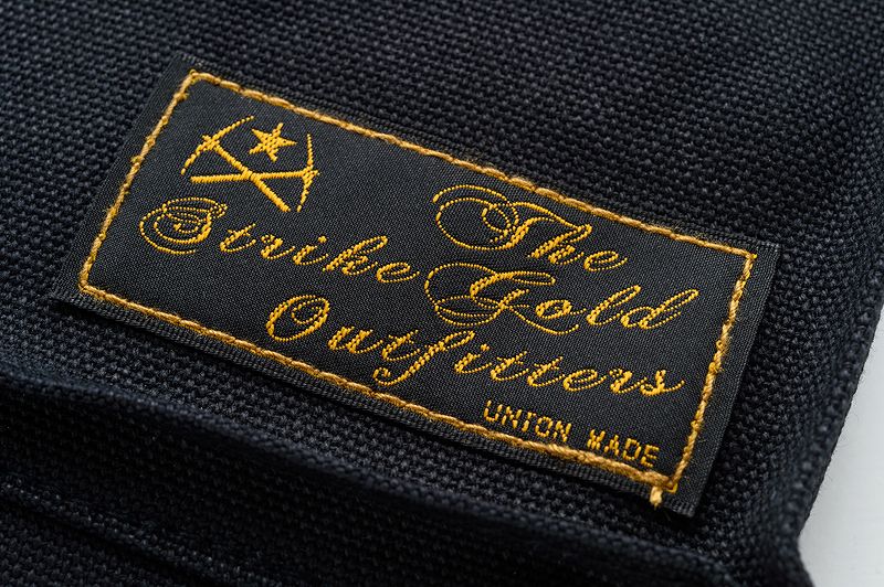 SGA2302 / The Strike Gold Sail-Cloth Small Helmet Bag