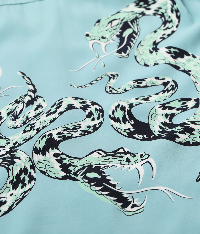SH39486 / STAR OF HOLLY WOOD HIGH DENSITY RAYON OPEN SHIRT “RATTLE SNAKE”