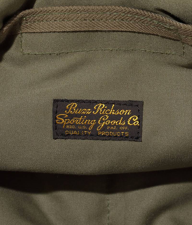 BR02716 / BUZZ RICKSON'S QUILTED HELMET BAG