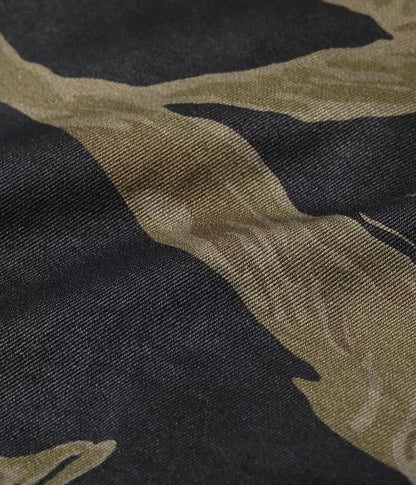 BR15778 / BUZZ RICKSON'S WILLIAM GIBSON COLLECTION BLACK TIGER PATTERN JACKET OVER DYE