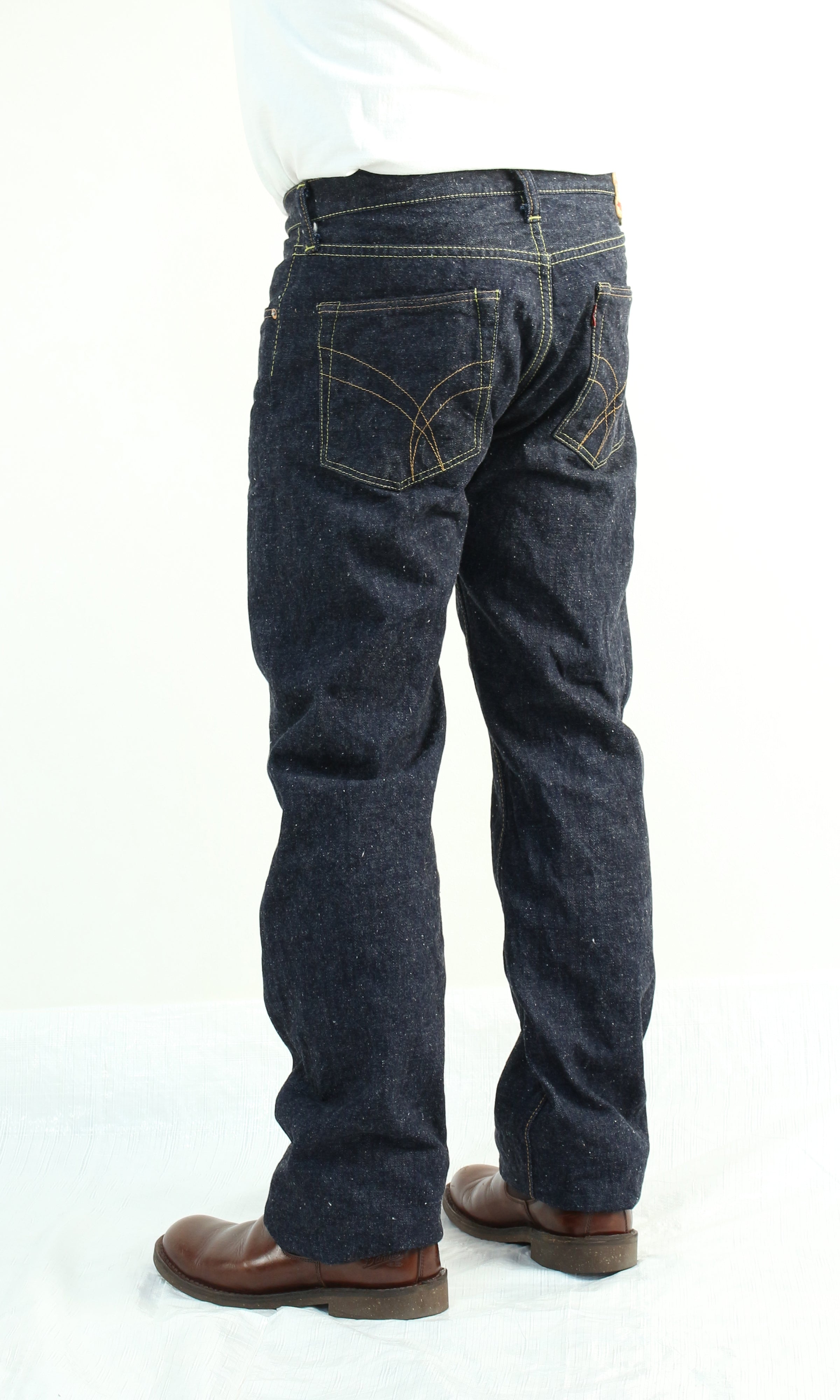 The Strike Gold SG1003 Origin Series low-tension neppy blend 14oz