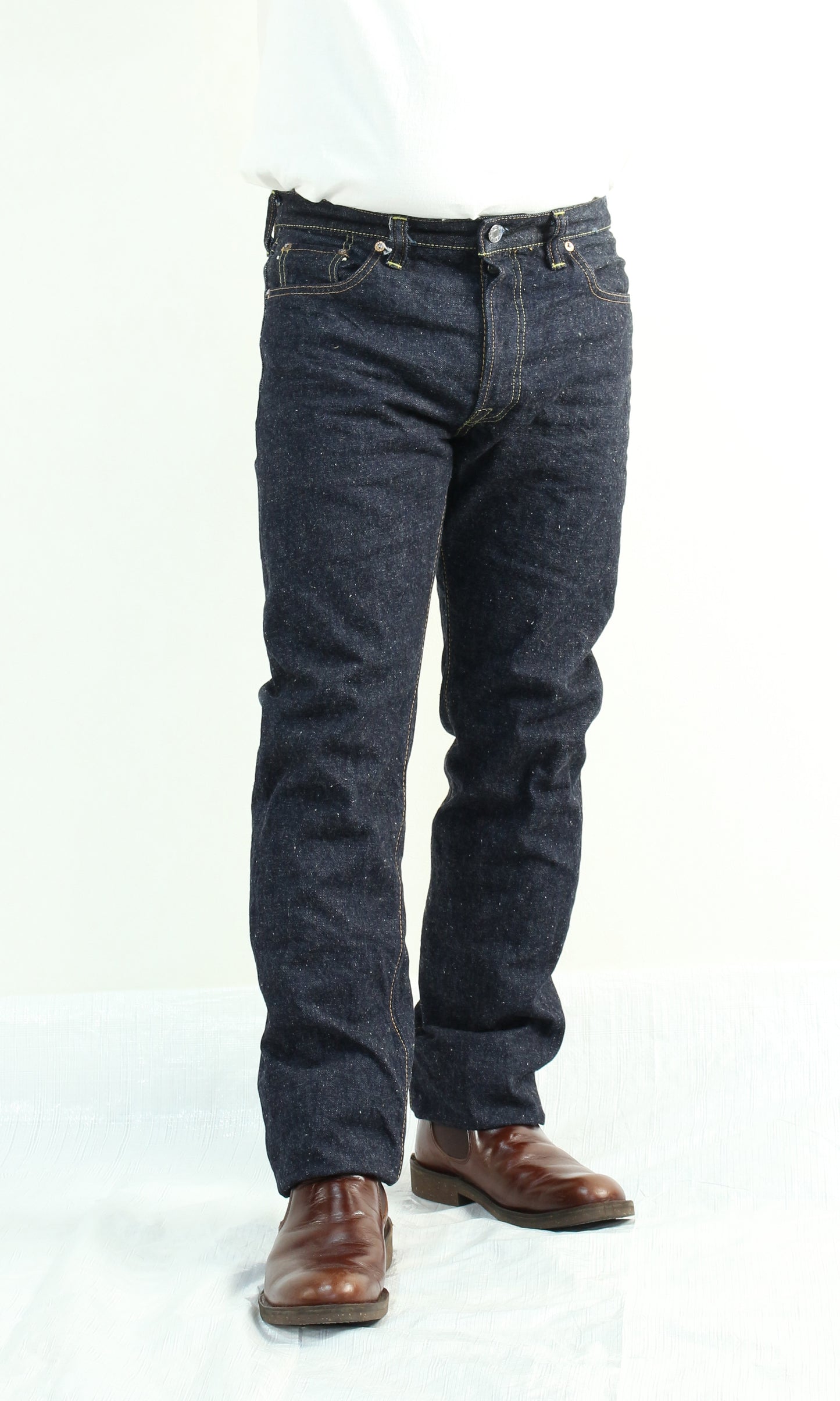 The Strike Gold SG1005 Origin Series low-tension neppy blend 14oz selvedge Jeans- Stylish Straight