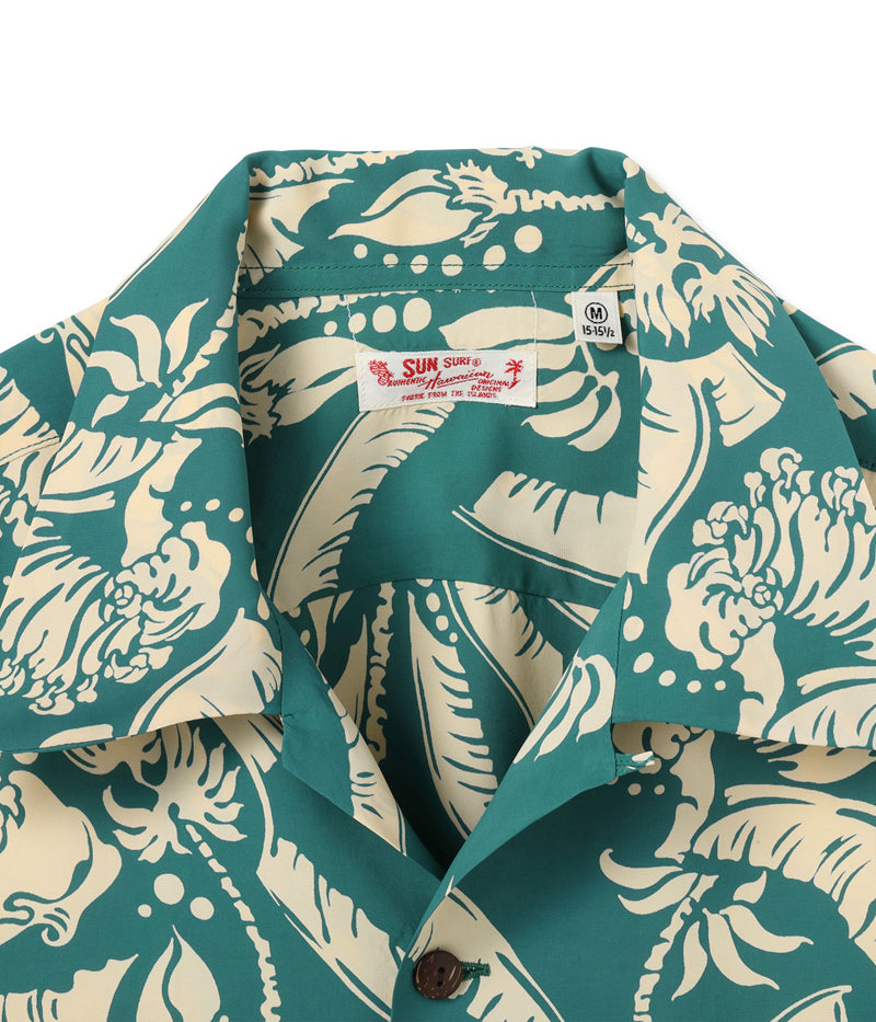 SS39421 / SUNSURF RAYON HAWAIIAN SHIRT “HONEYSUCKLE”