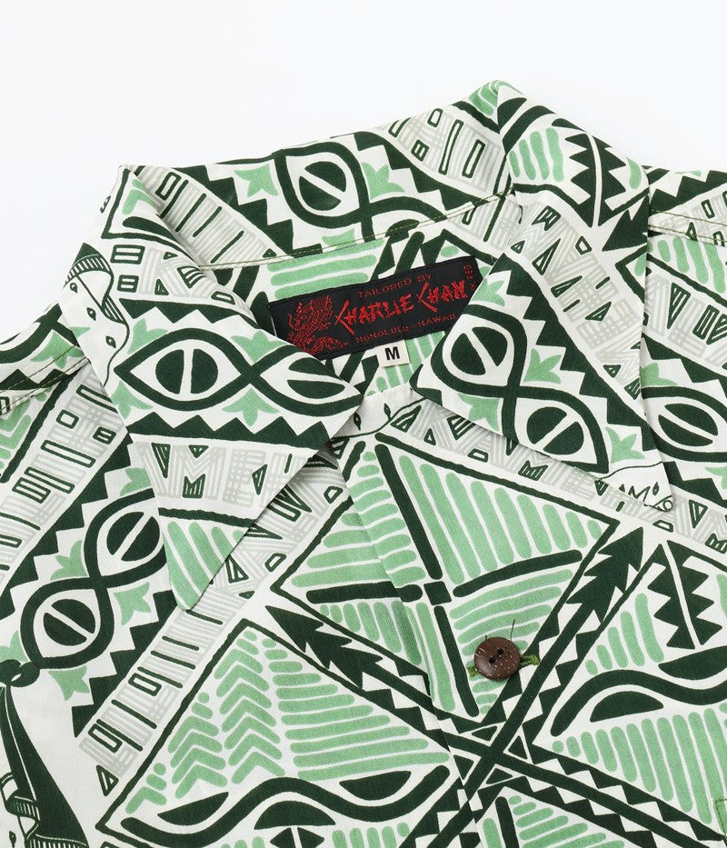 SS39479 / SUN SURF SPECIAL EDITION HAWAIIAN SHIRT “HAWAIIAN MONARCH”