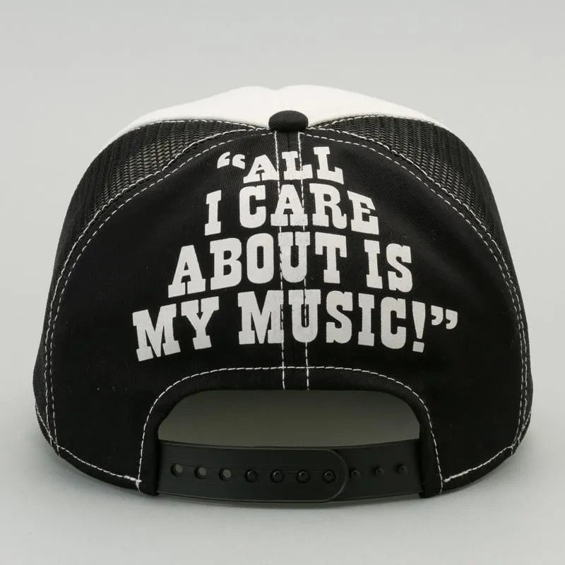 TMA2623 / TOYS McCOY MESH CAP SNOOPY "ALL I CARE ABOUT IS MY MUSIC!"